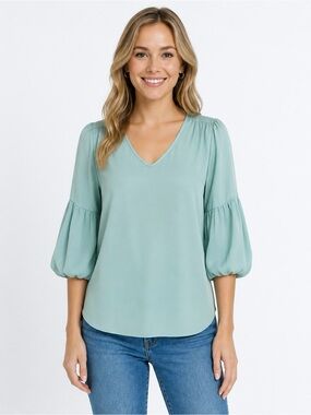 Pink Rose Sage Green V-Neck Balloon Sleeve Blouse – Women’s Size M